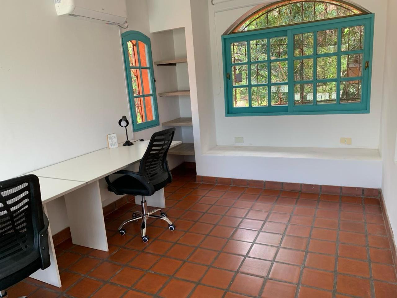 Casa Maximo Confort Con Oficina Campana